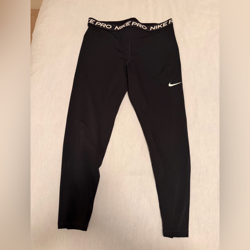 Women’s Nike Pro Leggings size XL